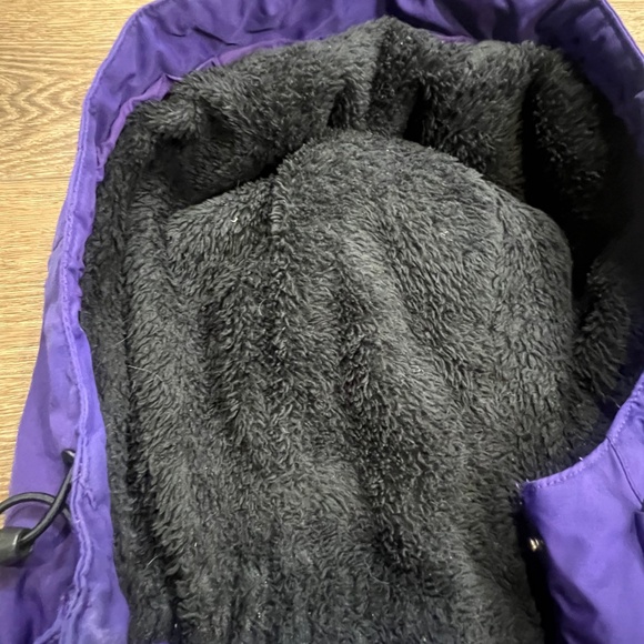 L. L. Bean Women's Warmer Winter Jacket, Purple Size Medium - Picture 5 of 14